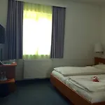 Hotel Seehotel Engstler Velden am Wörthersee