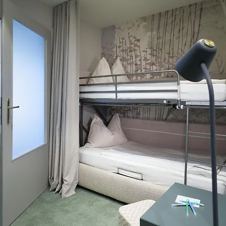 Отель Seehotel Engstler 4*