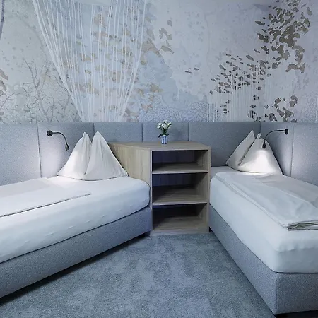 Seehotel Engstler 4* Фельден-ам-Вёртер-Зе