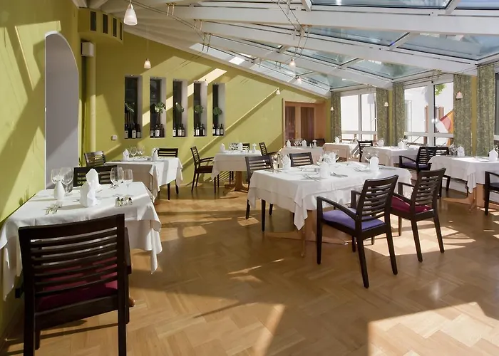 Seehotel Engstler 酒店 沃尔特湖畔韦尔登